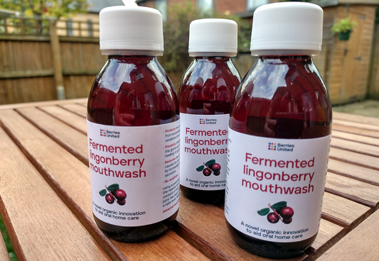 3 bottles of fermented lingonberry mouthwash